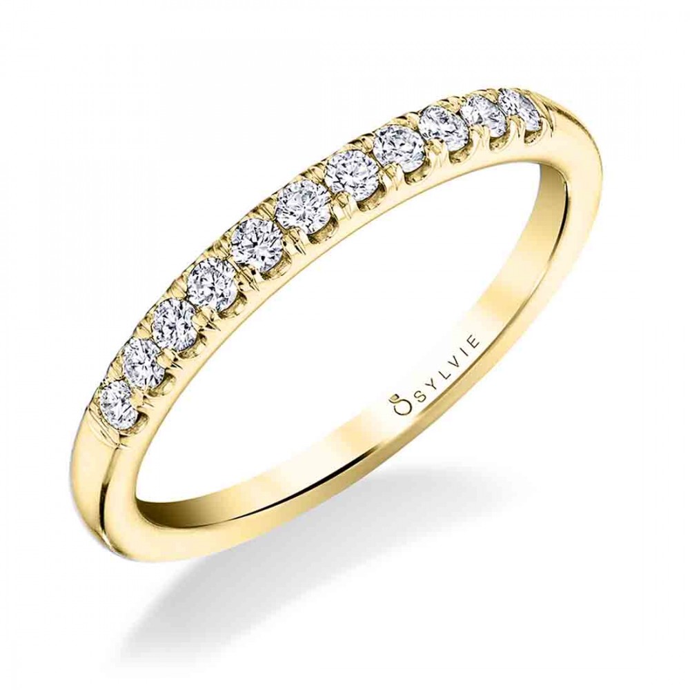 Classic Wedding Band With Shared Prongs 0.25 CT