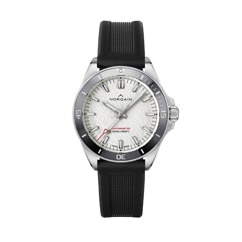 Adventure NEVEREST 40mm with Folding Clasp