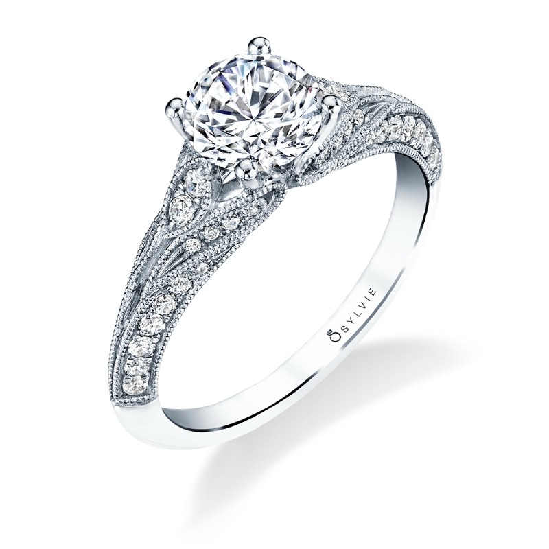 Round Cut Antique Engagement Ring - Livia