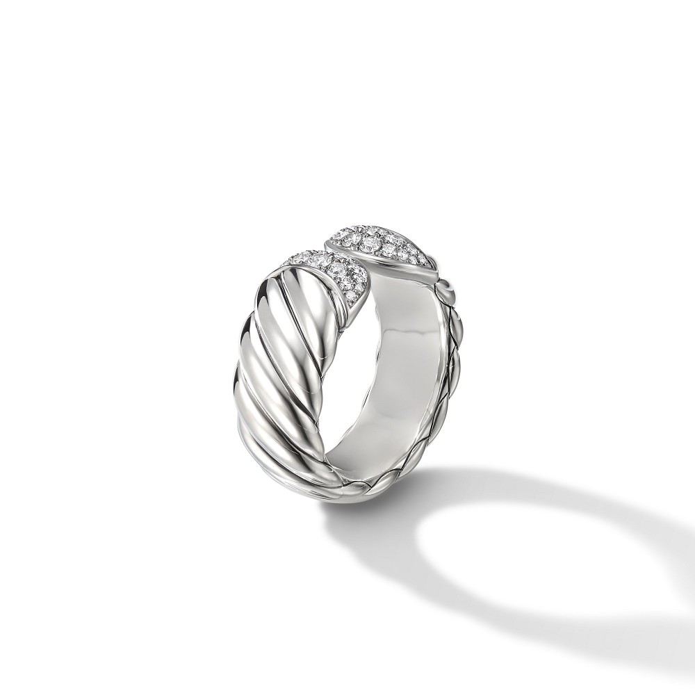 Sculpted Cable Ring with Pave Diamonds