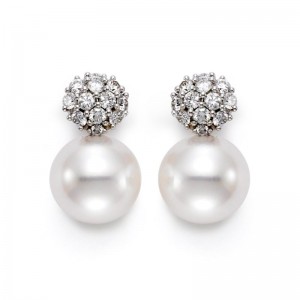 Mastoloni 7.5-8MM White Freshwater Pearl Earrings With 24 Diamonds 0.24 Tcw