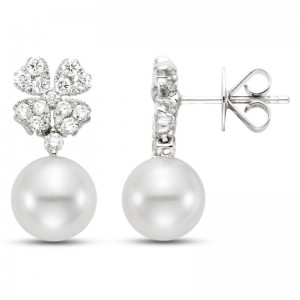 PD Collection White Freshwater Pearls Stud Earrings