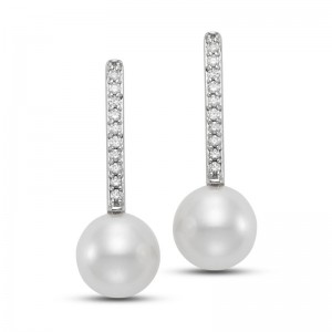 PD Collection  7-7.5MM White Freshwater With .10Ctw Diamond Post Pearl Earring