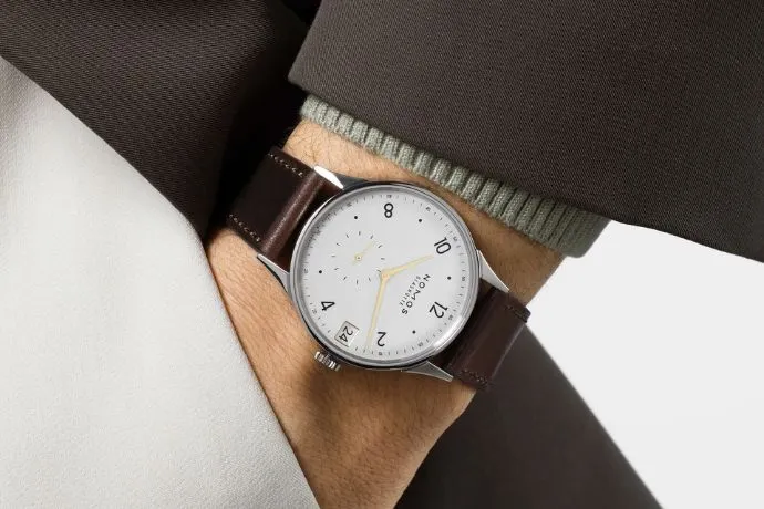 NOMOS