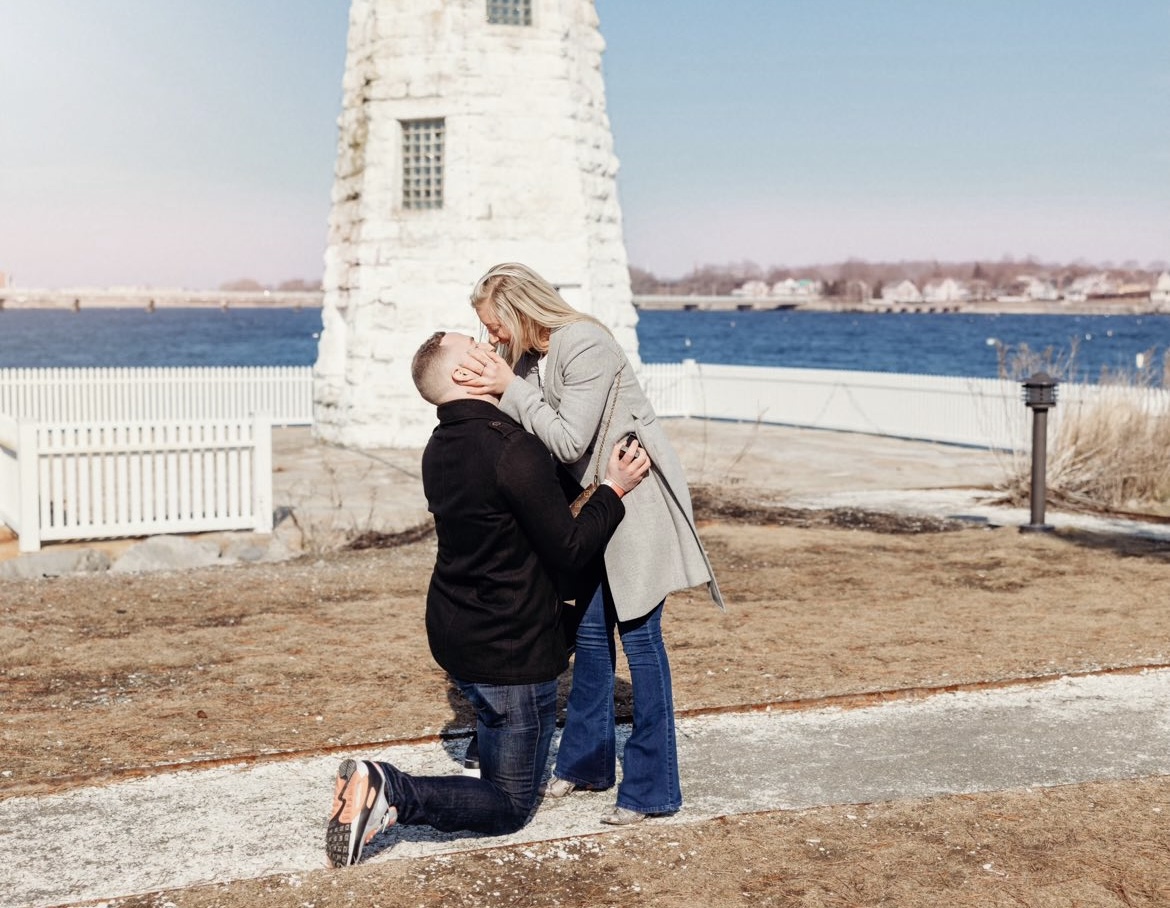 Allie & Chris: Newport Harbor Lighthouse Proposal