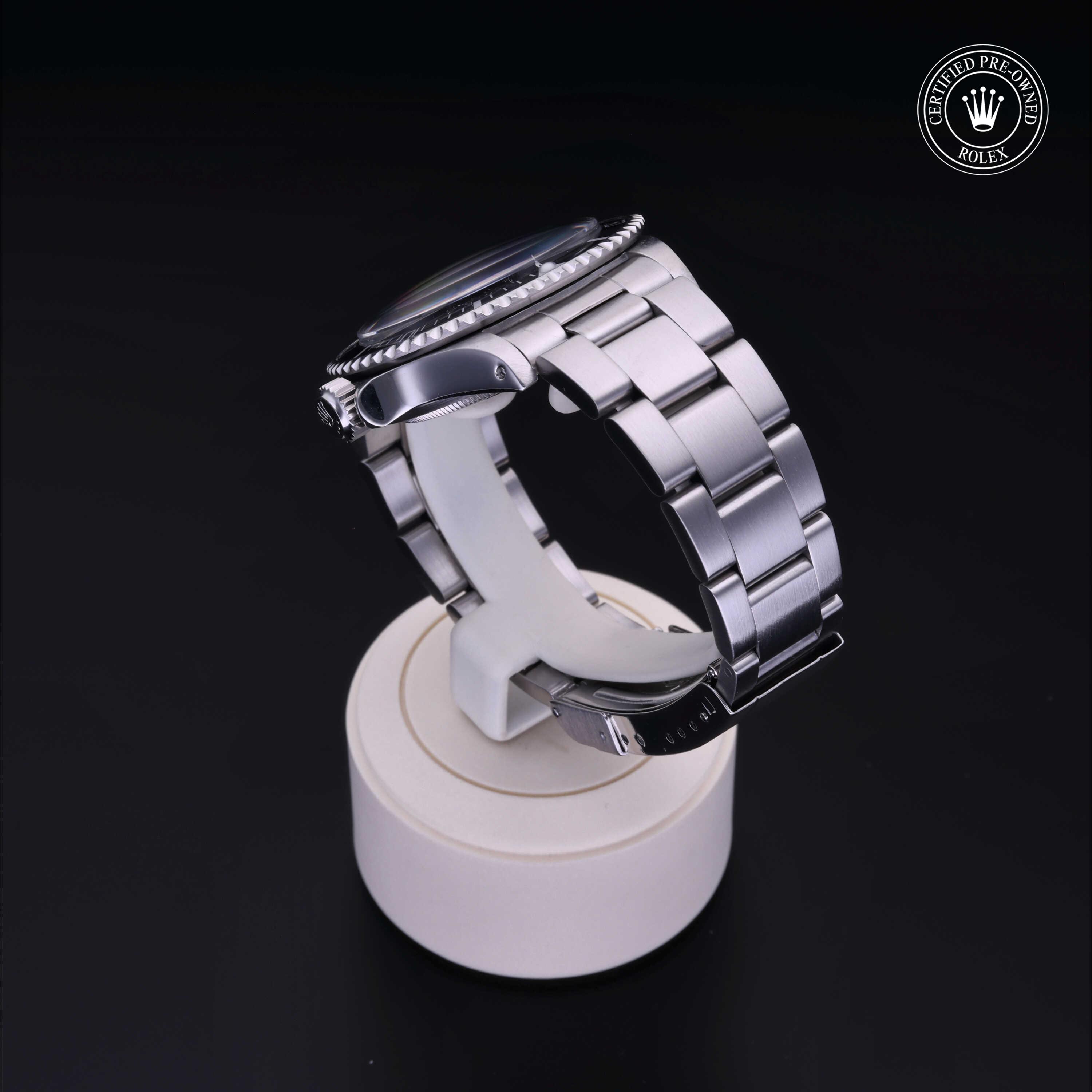 Oyster Perpetual Submariner
