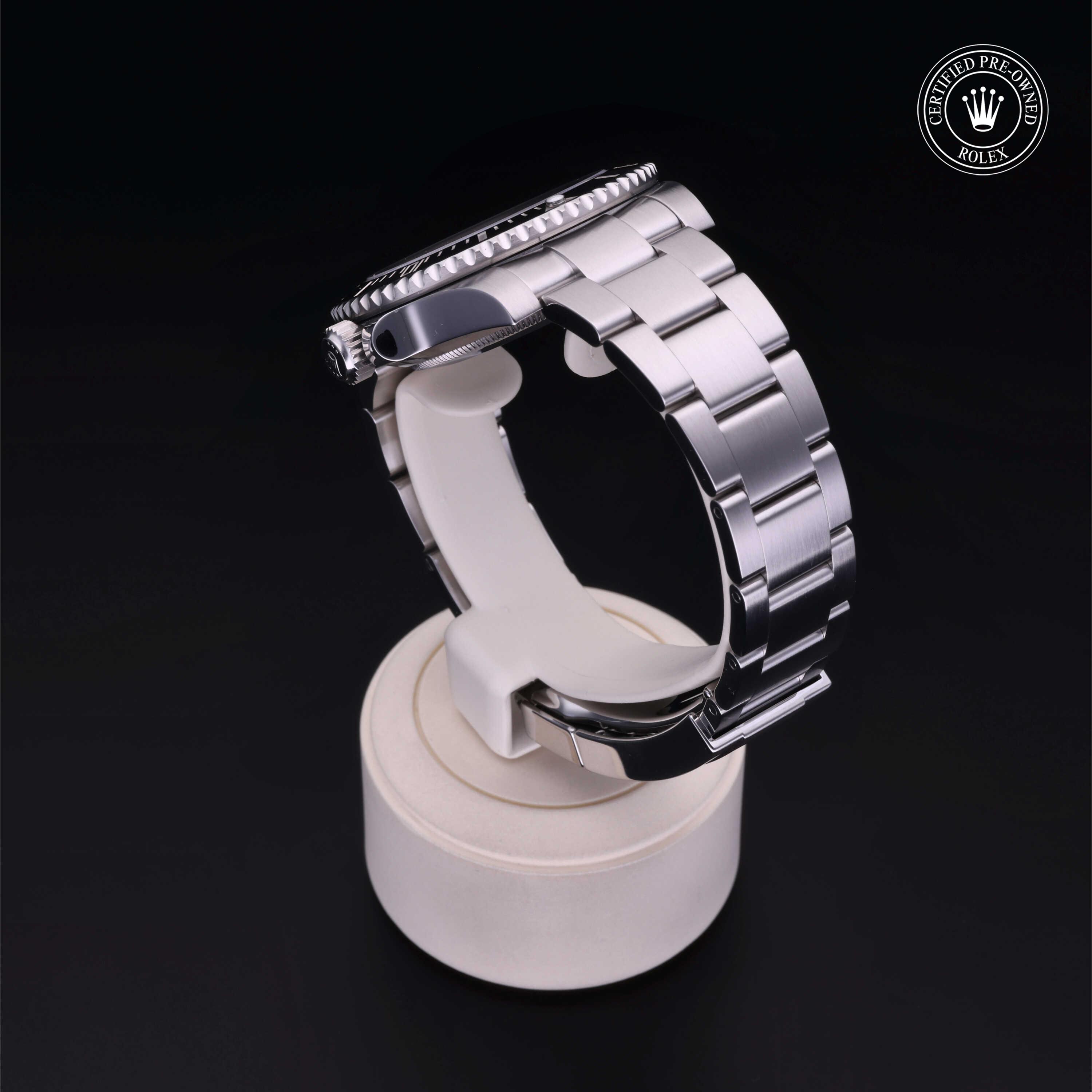 Oyster Perpetual Submariner